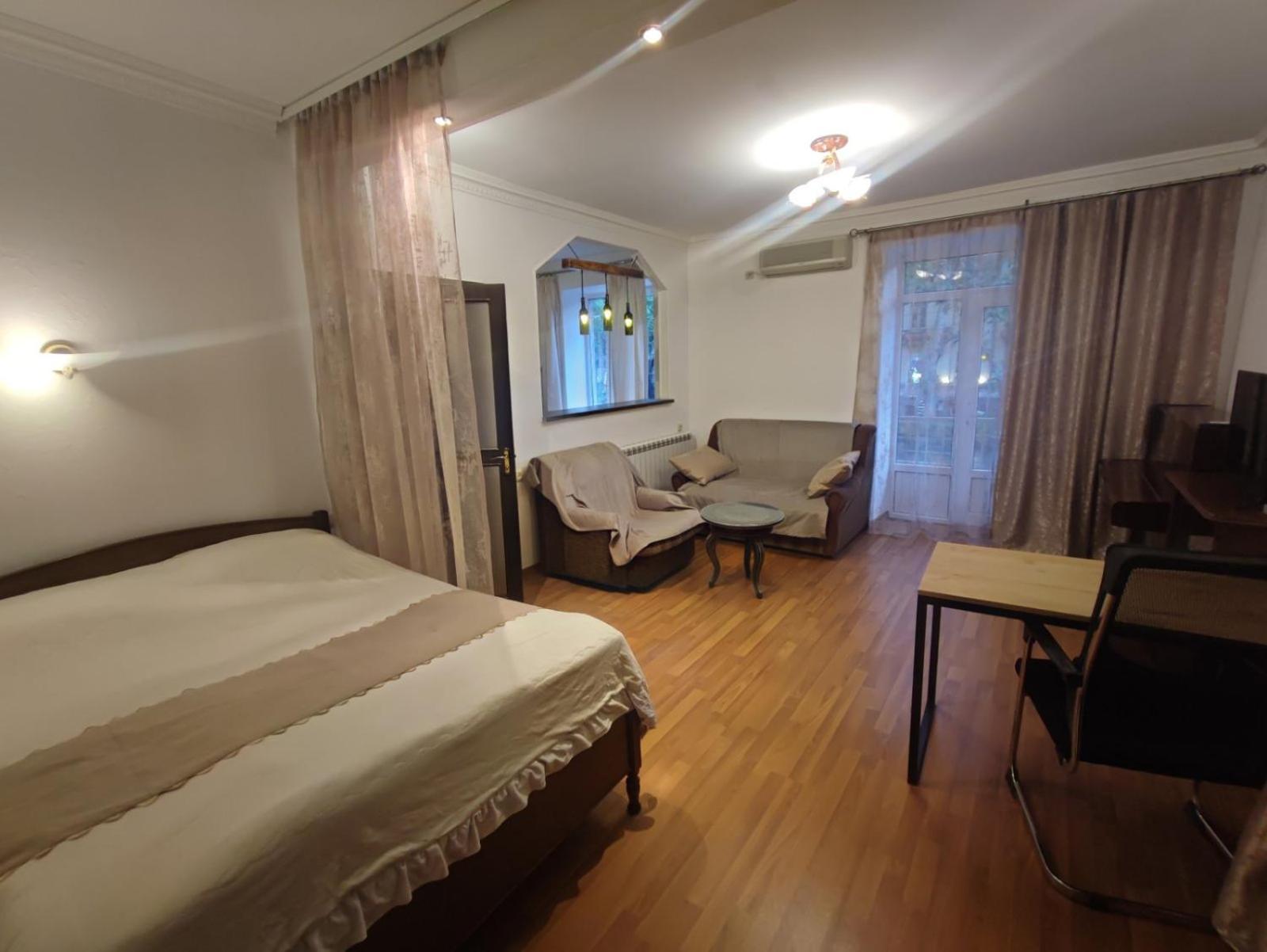 יירבאן Apartments On Sayat-Nova 14 מראה חיצוני תמונה