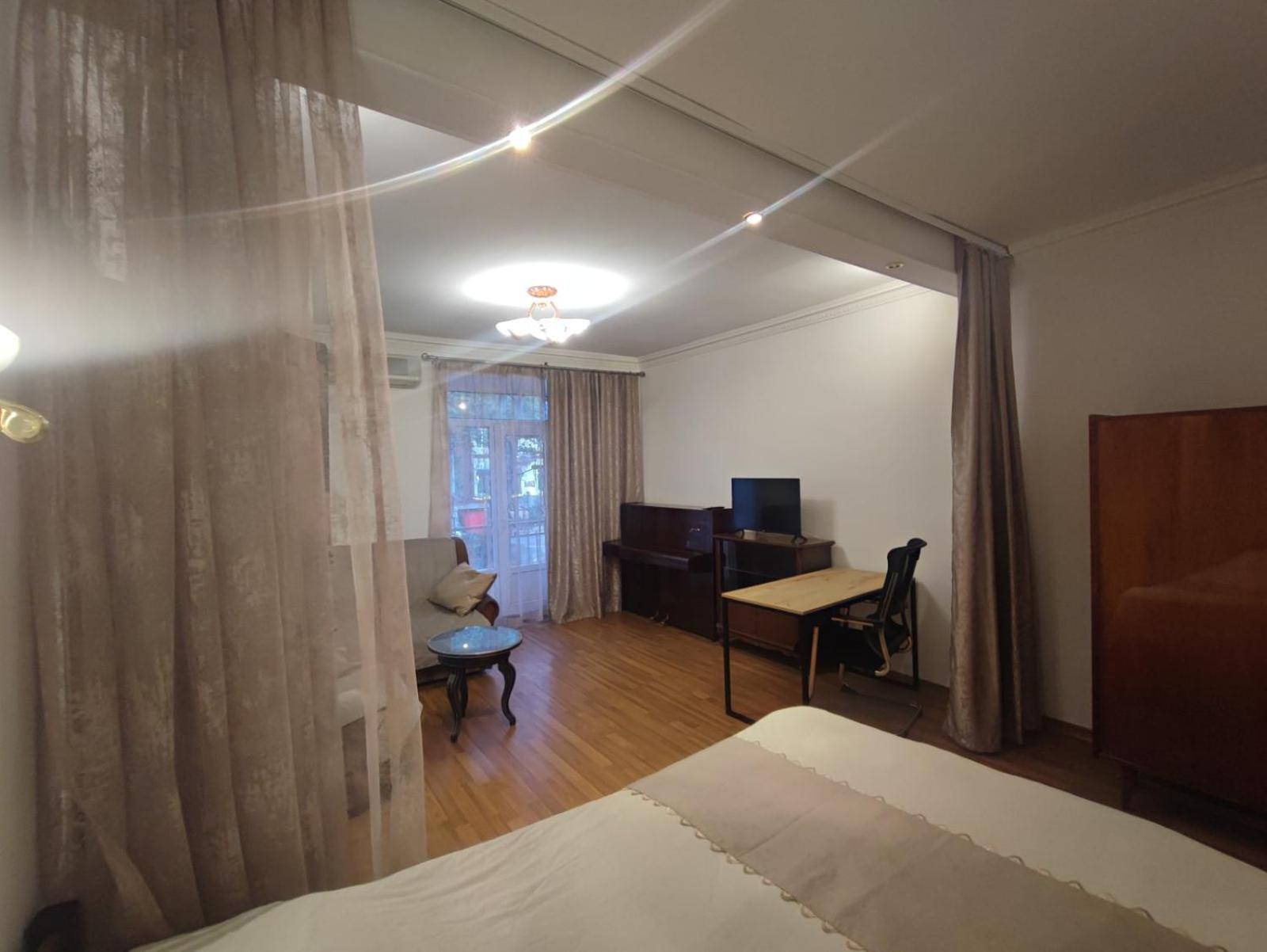 יירבאן Apartments On Sayat-Nova 14 מראה חיצוני תמונה